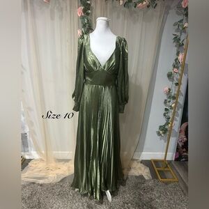 Chic Long Sleeve Green Dress